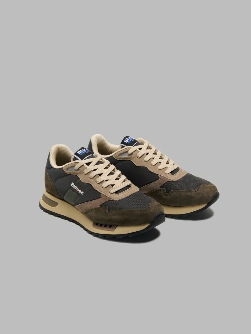 Stivali da donna in camoscio con lacci | Eco del Mondo Naturale Il perfetto equilibrio tra stile, comfort e sostenibilità Da Natural World Eco sappiamo che l'inverno richiede calzature comode, calde e sostenibili, e i nuovi stivali Sierra per donne ne sono la prova. Progettati in Spagna, questi stivali invernali sono realizzati in camoscio ecologico con una suola leggera ma resistente, rendendoli perfetti per la tua routine quotidiana. Il loro stile sportivo e versatile li rende la scelta ideale per look urbani e casual in questa stagione. E, fedeli all'impegno di Natural World Eco per il pianeta, gli stivali Sierra sono presenti in una scatola di cartone riciclata, aiutando a ridurre l'impatto ambientale. Se cerchi scarponi da donna ecologici che combinino comfort, calore e sostenibilità, Sierra è la soluzione perfetta.